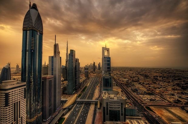 شارع الشيخ زايد من اهم شوارع دبي السياحية والحيوية