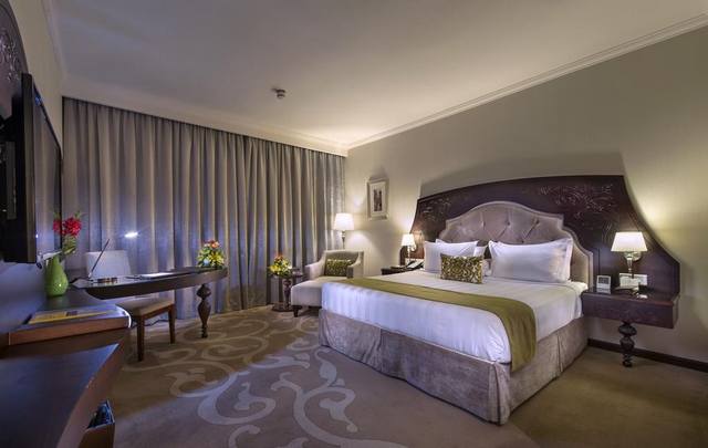 فنادق اربع نجوم الرياض تجمع بين الخدمات، المرافق والأسعار الجيّدة.