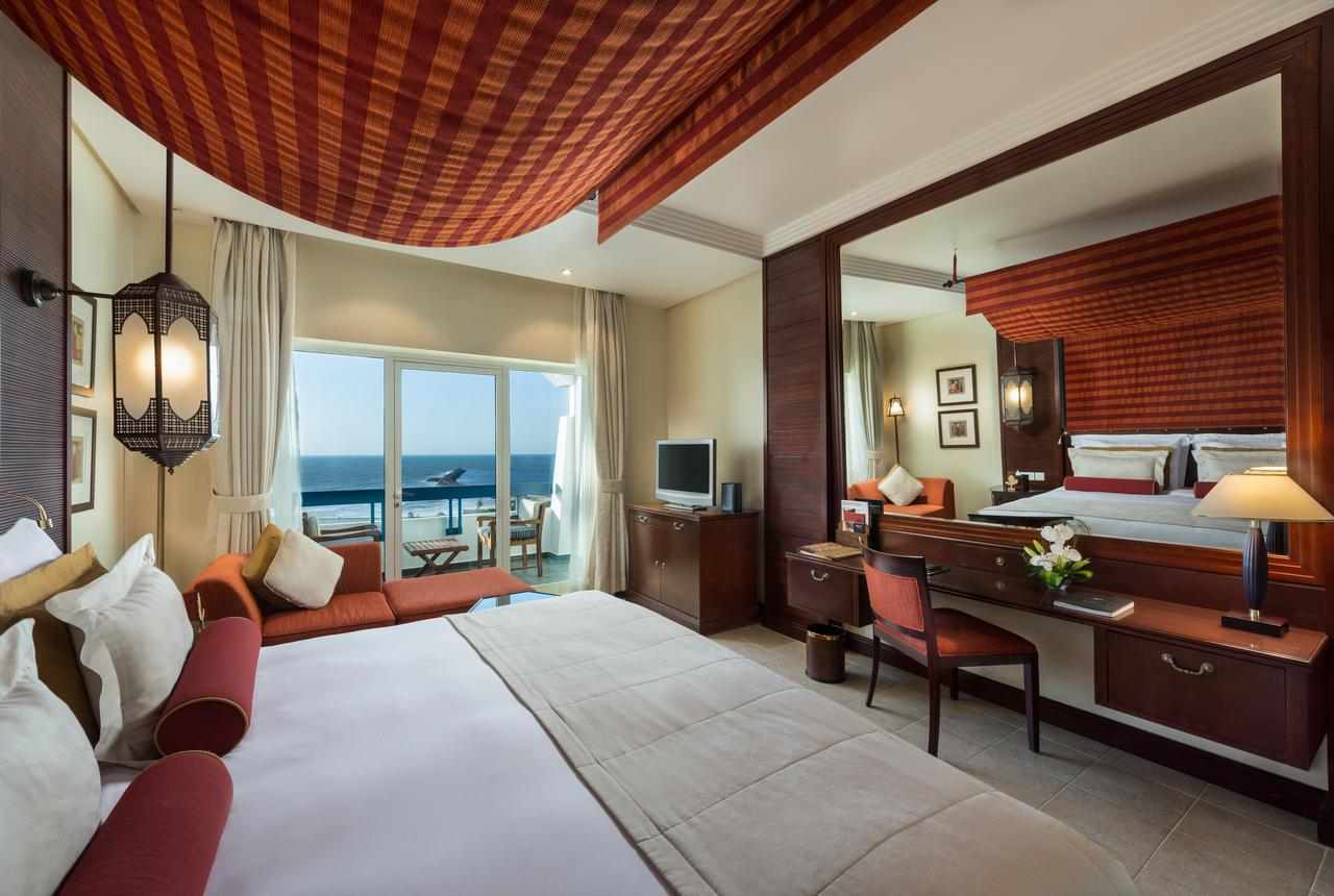 Ajman Hotel 1 - مراجعه عن فندق كمبنسكي عجمان في الامارات