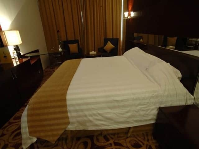 فندق المطلق في الرياض