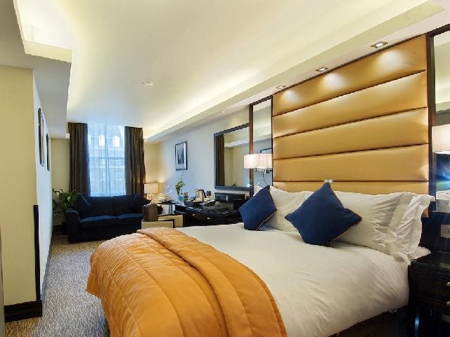 غرفة قياسية في فندق  ذا ماربل آرتش لندن من بين فنادق سلسلة فندق امبا لندن