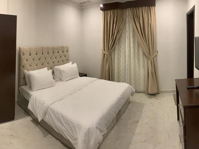 قائمة اجمل فنادق الكويت على شارع الخليج العربي قريبة من العديد من المعالم السياحية قائمة اجمل فنادق الكويت على شارع الخليج العربي قريبة من العديد من المعالم السياحية