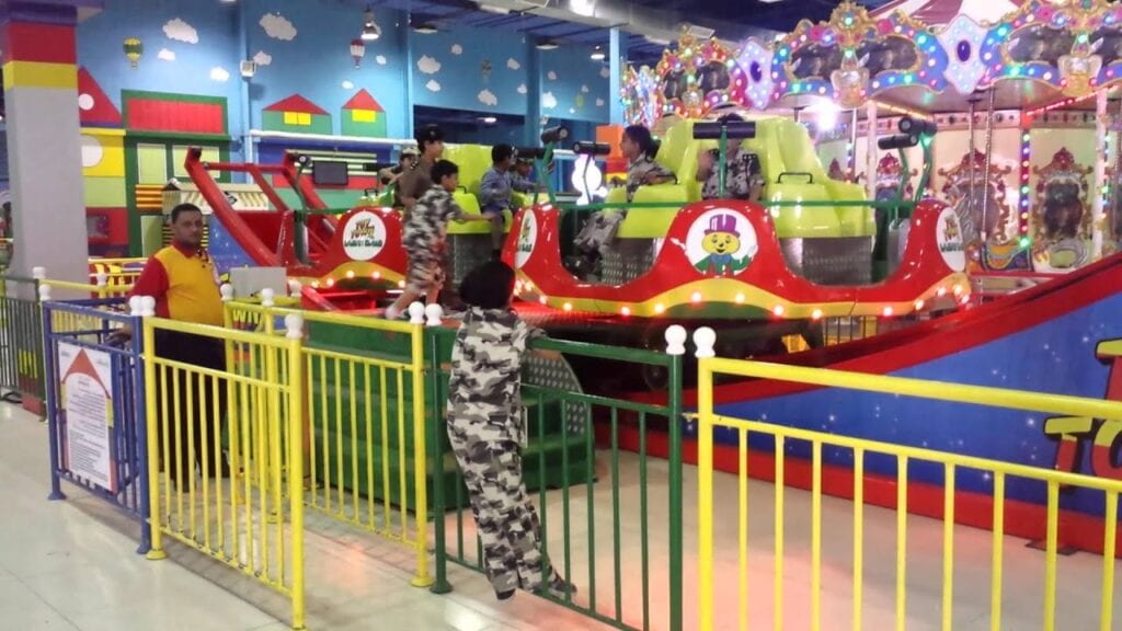 أطياف مول ألعاب