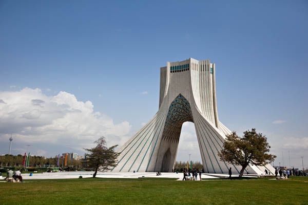 Azadi Tower 14 - السياحة في طهران