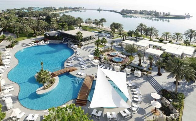 اجمل 5 من منتجعات البحرين مسبح خاص 2020
