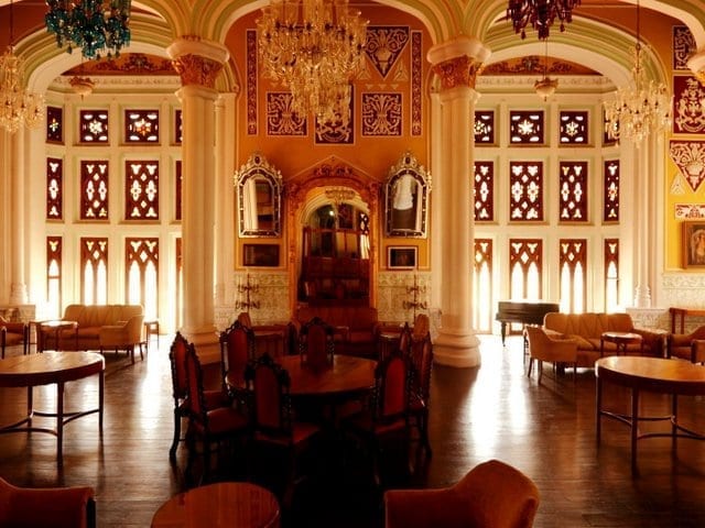 مطاعم قصر بنجلور