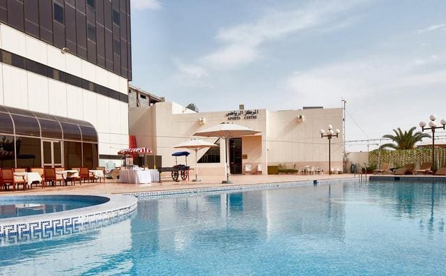 يتضمن فندق كراون بلازا القصر مرافق رائعة جعلته من الأفضل بين كراون بلازا الرياض
