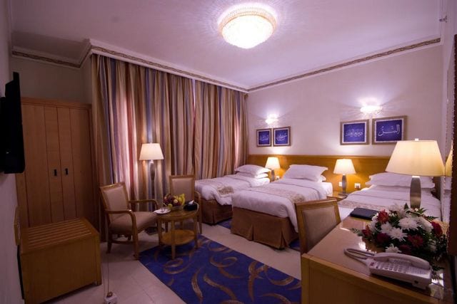 تتضمن غُرف فندق دار الايمان جراند مكة الغُرف المُزدوّجة، الثلاثية والرباعية.