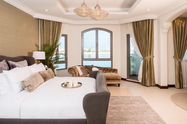 في مجموعة فندق النخلة دبي ، سوف يحظى الزوّار بالعديد من الخدمات الراقية
