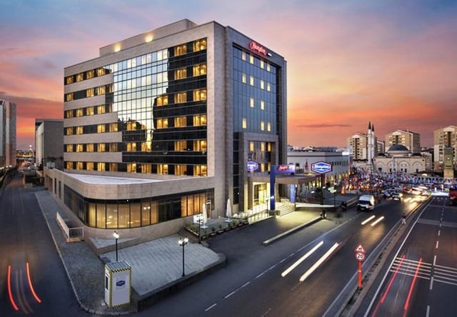 مراجعه عن سلسلة فندق هامبتون باي هيلتون اسطنبول