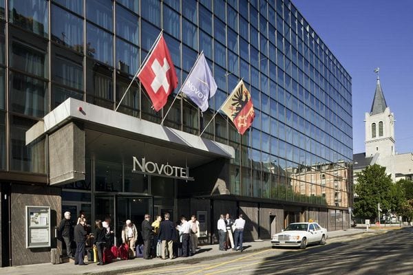 فندق نوفوتيل في مدينة جنيف