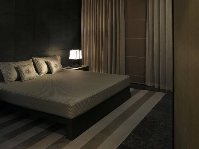 يتميّز فندق ارماني دبي بأنه من أفضل فنادق مطله على نافورة دبي

