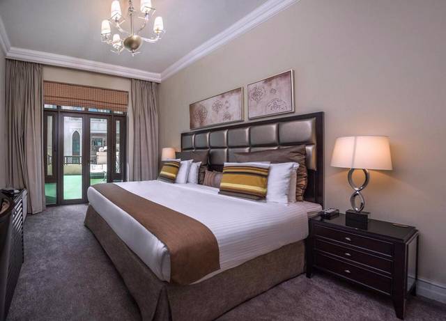 اهم 3 نصائح للحصول على اجمل اسعار الفنادق في دبي Hotels overlooking Dubai fountain5 - اهم 3 نصائح للحصول على اجمل اسعار الفنادق في دبي