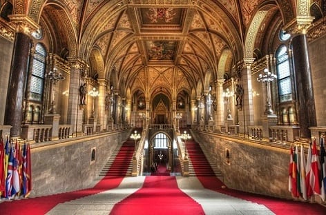 مبنى البرلمان المجري في بودابست