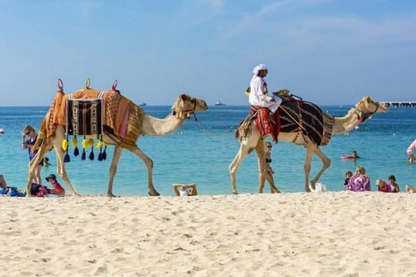 شاطئ الجي بي ار في مدينة دبي