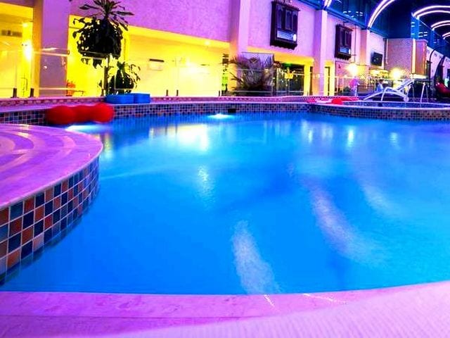 السكن في فندق بمسبح خاص جده يوفر إقامة مريحة السكن في فندق بمسبح خاص جده يوفر إقامة مريحة