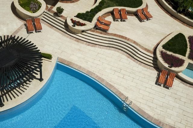موقع فندق المريديان عمان