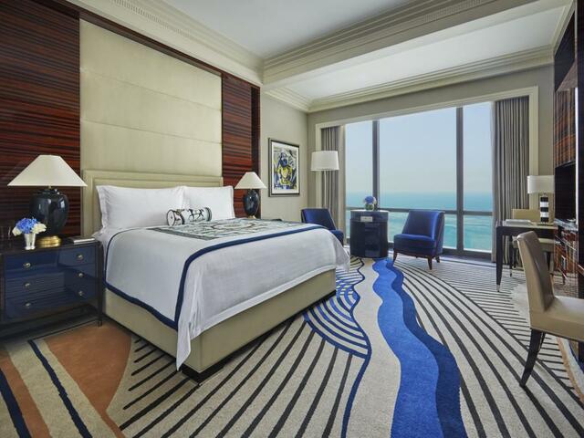 ربما يكون فندق فور سيزون البحرين أفضل فنادق المنامة. جرب و أخبرنا.
