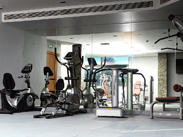 مراجعه عن فندق مشعل البحرين 6 من الرائع المحافظة على ممارسة الرياضة في فندق المشعل البحرين
