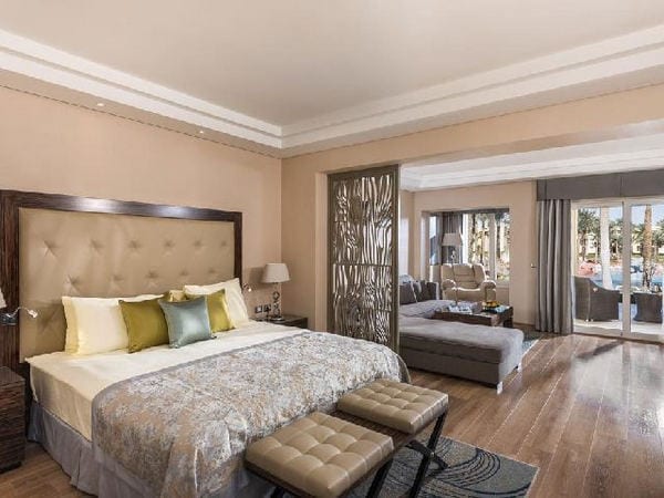 غرفة قياسية في فندق ريكسوس برايم شرم الشيخ الفاخر من بين فنادق خليج نبق 5 نجوم