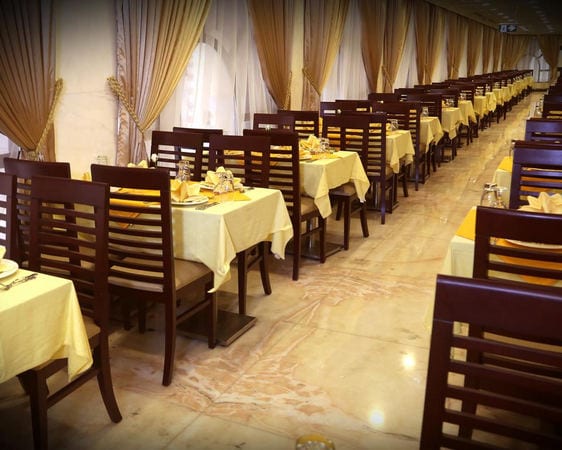 مطعم فندق روضة العقيق في المدينة المنورة مطعم فندق روضة العقيق في المدينة المنورة