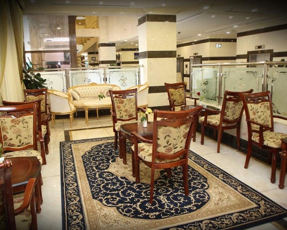 جلسات رائعة في فندق روضة العقيق بالمدينة المنورة جلسات رائعة في فندق روضة العقيق بالمدينة المنورة