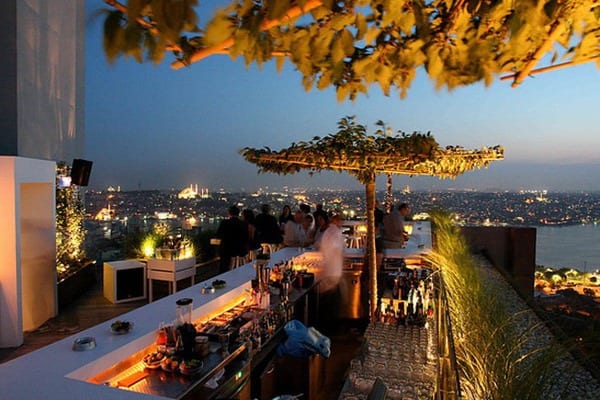 اجمل 7 من مطاعم شارع الاستقلال اسطنبول المُجربة Restaurants in İstiklâl street istanbul7 - اجمل 7 من مطاعم شارع الاستقلال اسطنبول المُجربة