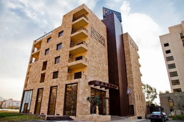 مراجعه عن فندق ريستون جونيه