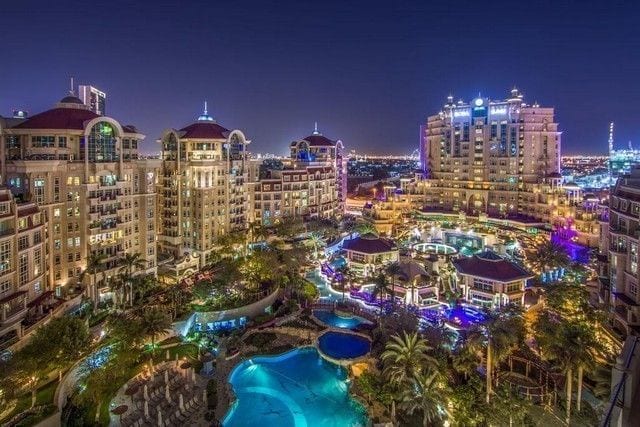 مراجعه عن فندق المروج روتانا دبي