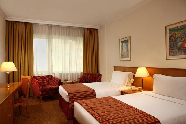  فندق سويس بلهوتل الشارقة من الفنادق التي تضم فريق عمل احترافي جعلته الأفضل بين فنادق 4 نجوم في الشارقة
