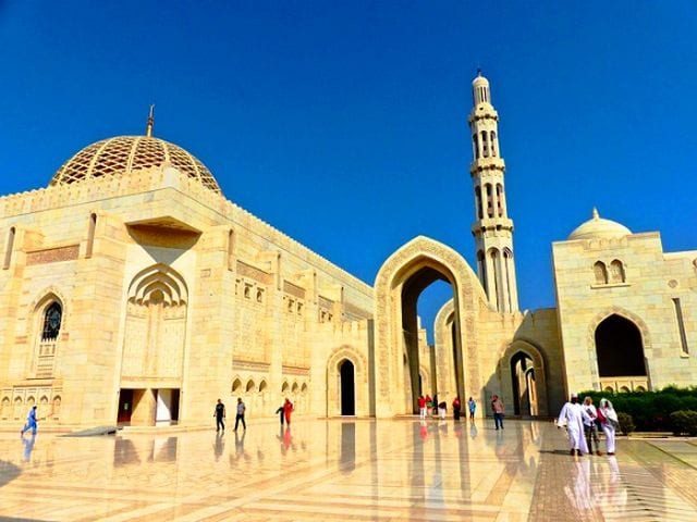 John مسجد السلطان قابوس الكبير