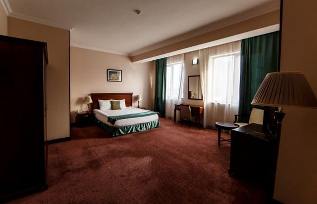 فندق كراون باكو اذربيجان