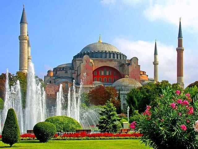 أفضل 10 أنشطة في قصر توبكابي اسطنبول آيا صوفيا بالقرب من توبكابي اسطنبول