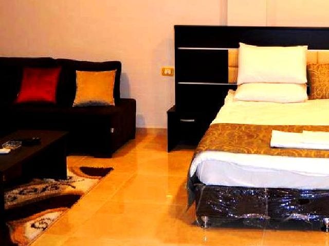 السكن في أحد الفنادق في شارع الوكالات تجربة مميزة بفضل خدماتها الشاملة السكن في أحد الفنادق في شارع الوكالات تجربة مميزة بفضل خدماتها الشاملة