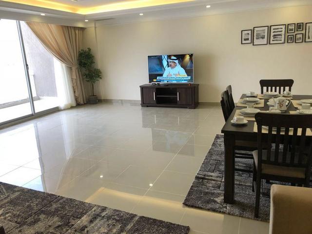 اجمل 3 من شاليهات بالكويت رخيصه الموصى بها 2020 6 شاليه رخيص بالكويت بتصميم حديث واطلالات متنوعة على مياه الخليج والحديقة والمسبح