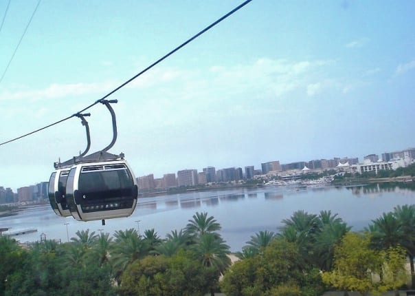 التلفريك في خور دبي المطل على أفضل الاماكن السياحية في دبي الامارات
