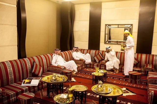 يضم دار الغفران مكة مطعم يُقدّم المأكولات الشرقية. يضم دار الغفران مكة مطعم يُقدّم المأكولات الشرقية.
