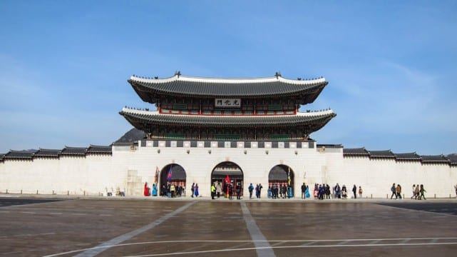 قصر جيونج بوك - الاماكن السياحية في  سيول كوريا