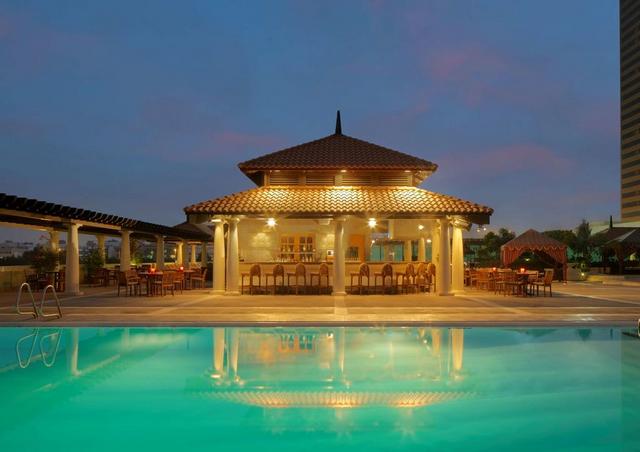 hayat regency hotel - مراجعه عن فندق حياة ريجنسي دبي الكورنيش