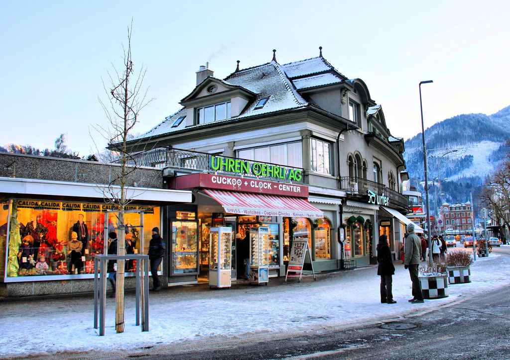 أفضل 4 من اماكن التسوق في انترلاكن سويسرا