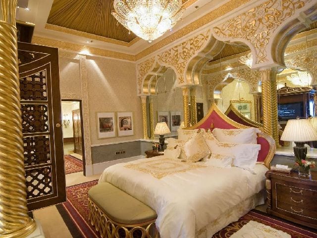 فندق قصر الشرق جدة الراقي من بين أجمل منتجعات في جدة بمسبح خاص فندق قصر الشرق جدة الراقي من بين أجمل منتجعات في جدة بمسبح خاص