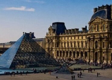 Louvre Big