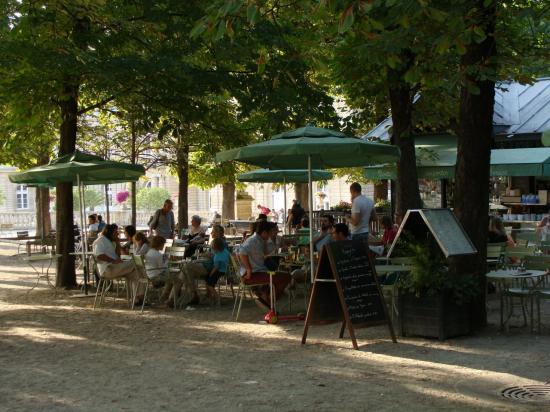 حدائق لوكسمبورغ من اجمل الاماكن السياحية في باريس