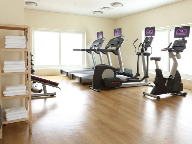 مركز اللياقة البدنية داخل فندق بريمير ان دبي المطار مركز اللياقة البدنية داخل فندق بريمير ان دبي المطار