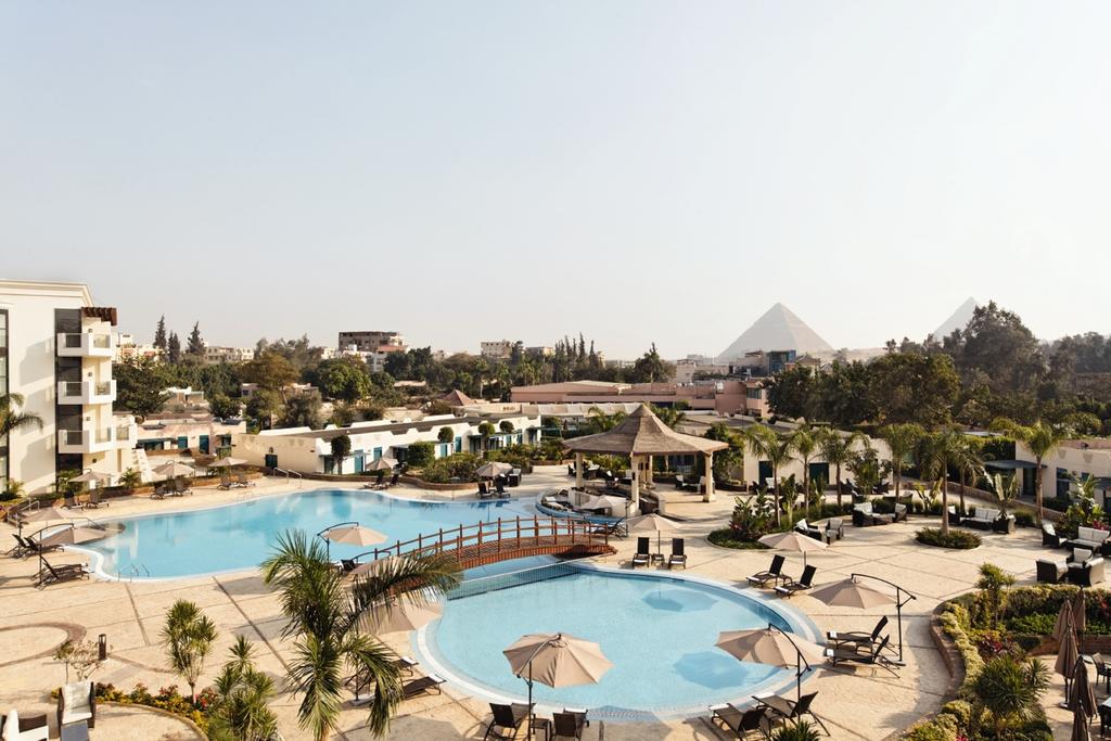 مراجعه عن فندق بيراميدز الهرم الجيزة القاهرة