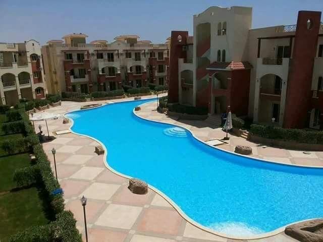 منتجع ريد كاربت العين السخنة الباهي
