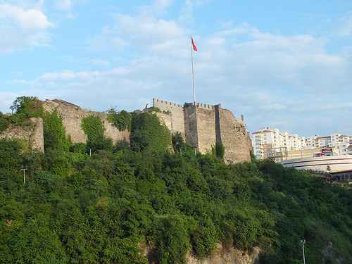 قلعة طرابزون من اجمل الاماكن السياحية في طرابزون تركيا