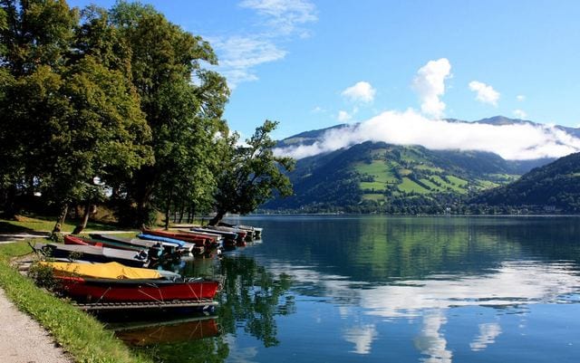 بحيرة زيل من اهم الاماكن السياحية في زيلامسي النمسا - صور زيلامسي