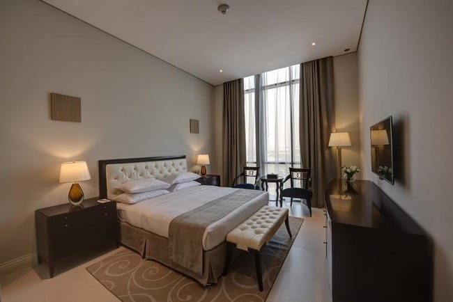 تمتع في الإقامة بأحد اجمل فنادق دبي التي تضم مسبح خاص
