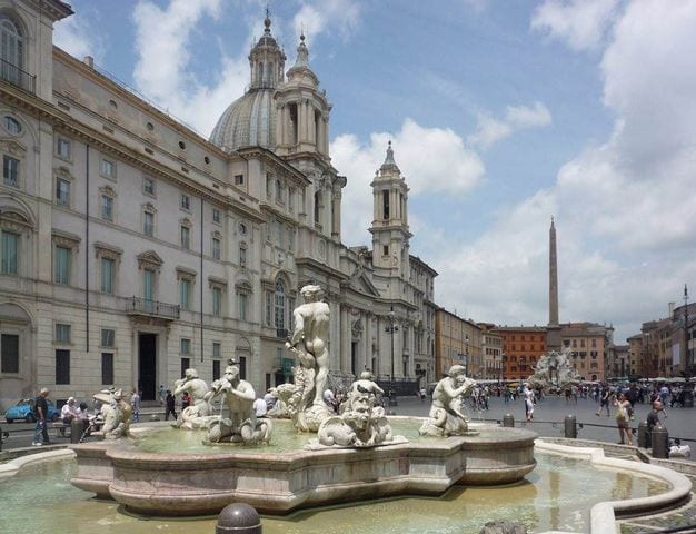 ساحة نافونا من اجمل الاماكن السياحية في روما - صور مدينة روما